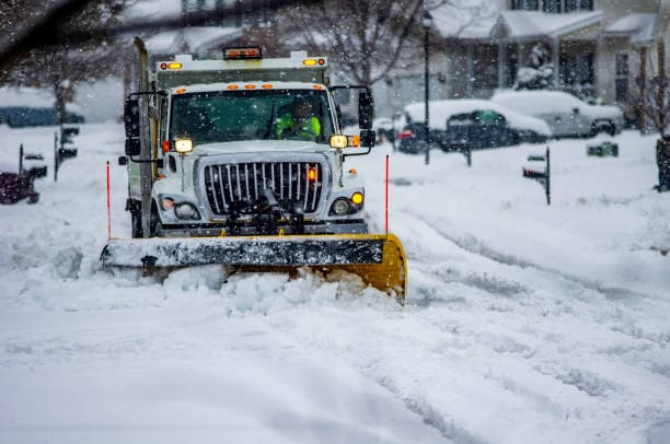 What’s the Rules on Passing Working Snowplows