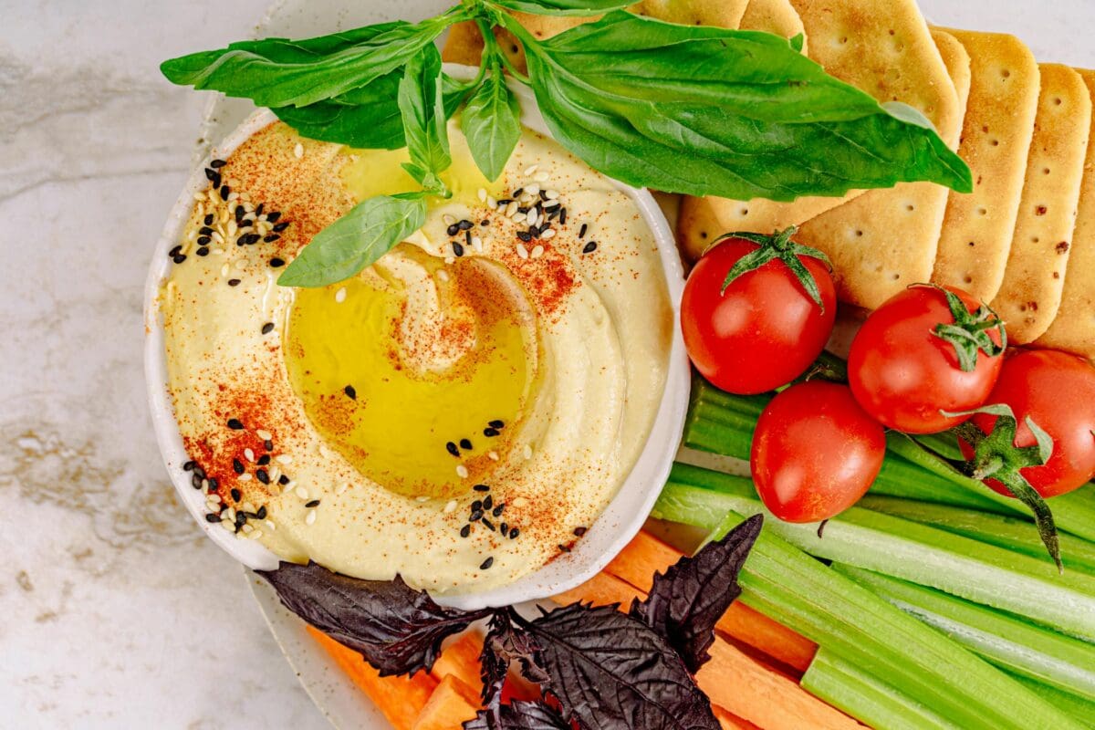 The Top 19 Mediterranean Diet Snacks, Recommended by Registered Dietitians