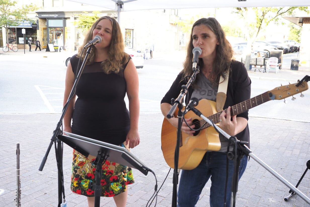 Calling All Emerging Performers – Busking Applications Now Open!