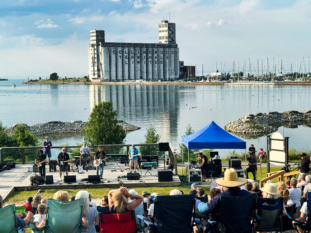 A Scorcher of a Show with The High Road and Irish Mythen @ The Collingwood Live & Original Summer Concert Series