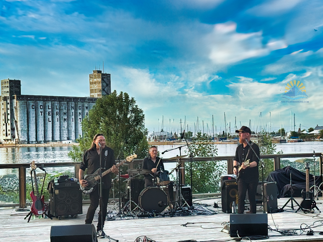 VIDEOS | Freedom Train & Bernadette Connors Band Draw Huge Crowds @ Sidelaunch Days 